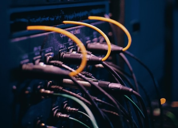 Waarom field service software onmisbaar is voor installateurs en telecombedrijven